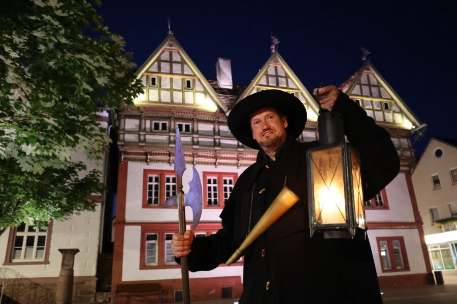 Der Nachtwächterrundgang – Blomberg beleuchten