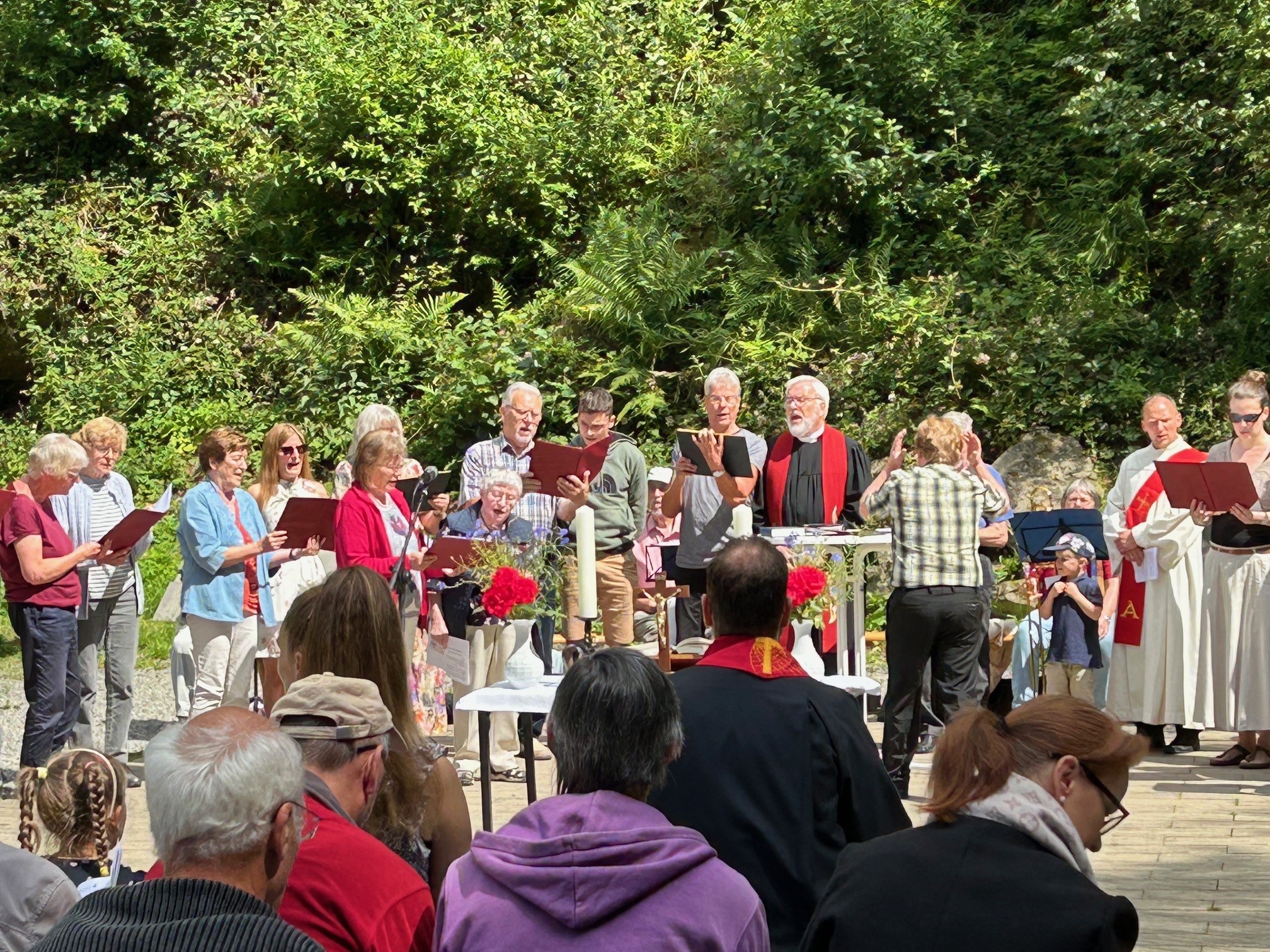 Waldgottesdienst und Missionsfest